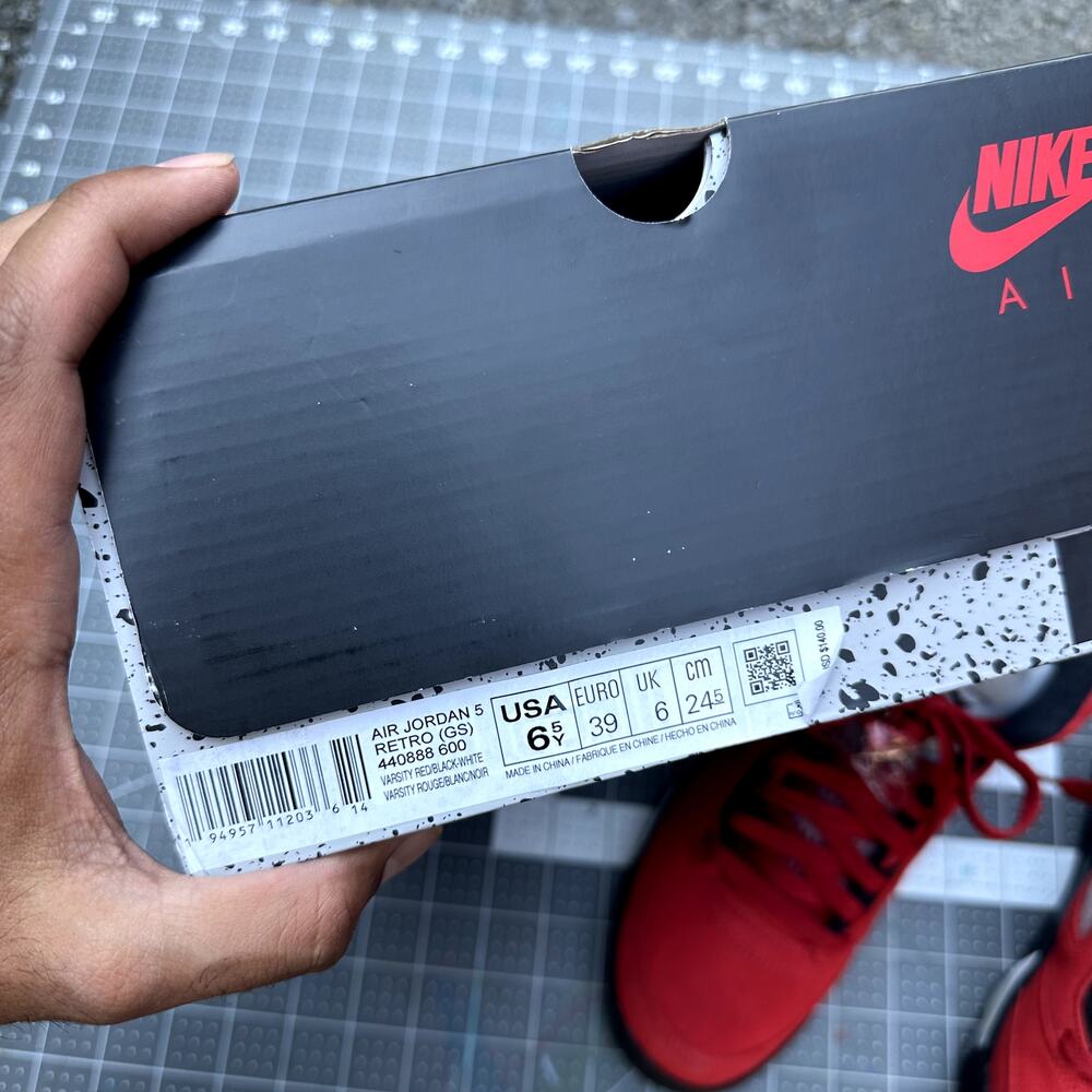 Jordan 5 'Raging Bull' 2021 - Picture 8 of 8